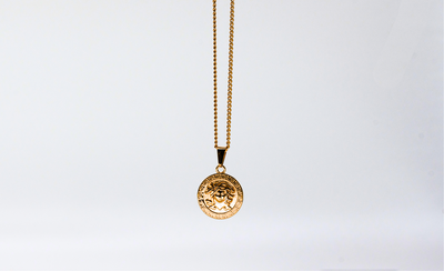 Medusa Pendant - Gold - 18 inch