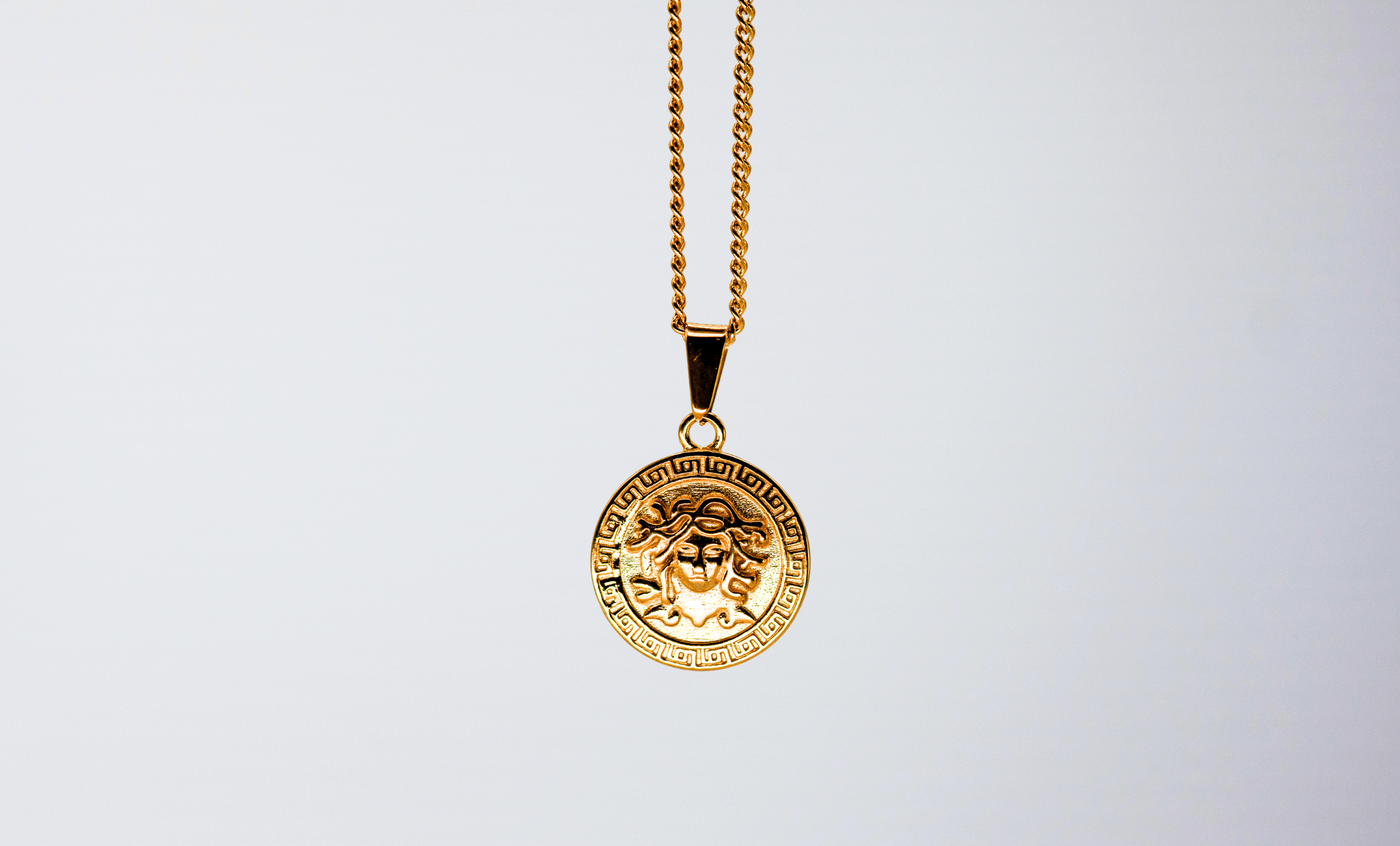 Medusa Pendant - Gold - 18 inch