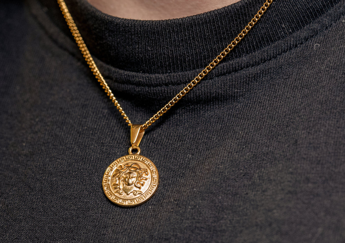 Medusa Pendant - Gold - 18 inch